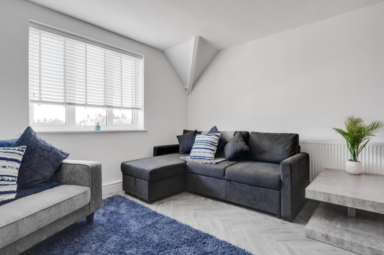 St David'S - Stylish 2 Bed Apartment, Free Parking, Close To Beach Lytham St Annes Buitenkant foto